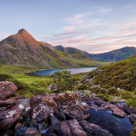 Llety Cariad Bala Buitenkant foto